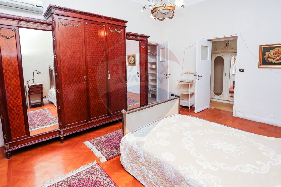 Apartment For Rent 370 m Latin District