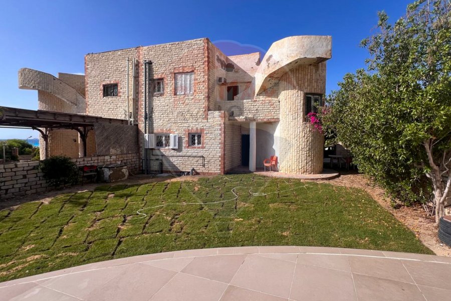 Stand alone villa for sale (Heliobeach) 700 m