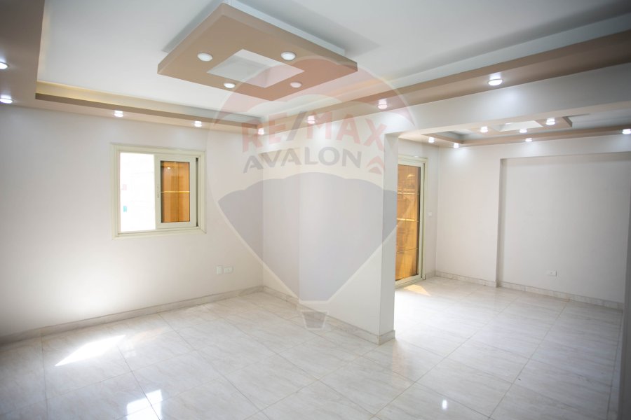 Apartment for sale 160 m Miami ( Branched from Gamal Abdelnasser St)