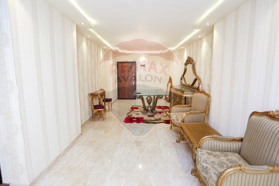 Apartment for Sale 165 m Cleopatra (steps from port said st)