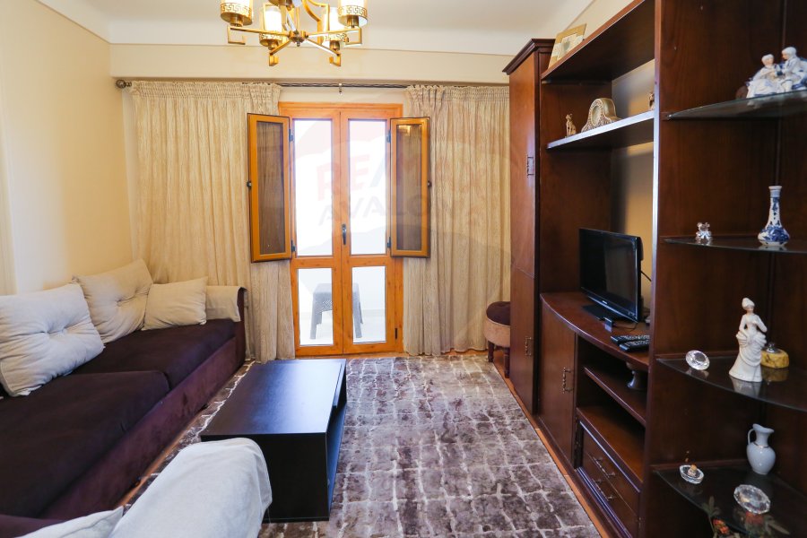 Apartment For Sale 180 m Kafr Abdo (ٍSteps From Sant Giyn Square)
