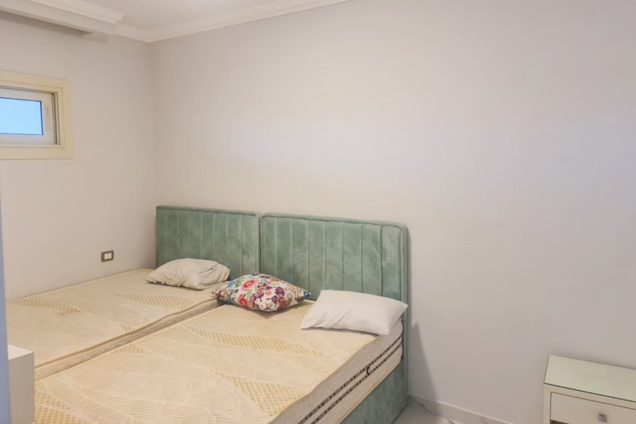 Ground chalet with garden for sale (Sia lagoon - Porto golf) 68 m