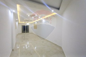 Apartment for sale 140 m Miami (Al-Sebaay main st.)