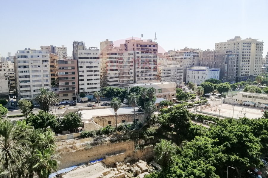 شقة للبيع 341 م الحى اللاتيني (ابراج كليوباترا بلازا)