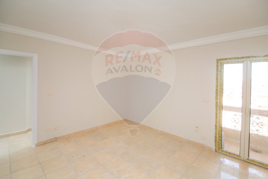 Apartment for sale 175 m Al Ibrahimeya (Port Said St)