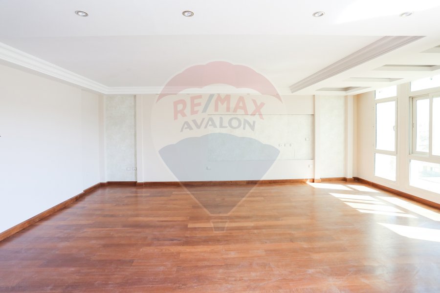Apartment for rent 250 m Smouha (Solik Towers)