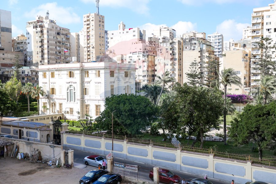 Apartment For Sale 193 m Saba basha (Between the Sea & Taram)