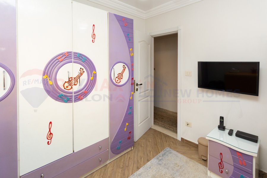 Apartment for sale 125 m Sidi Bishr Tram (second number from the tram)
