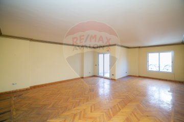 Apartment for sale 270 m Kafr Abdo (branching from Ismailia)