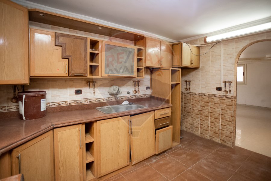 Apartment for sale 200 m Smouha (Hilton St.)