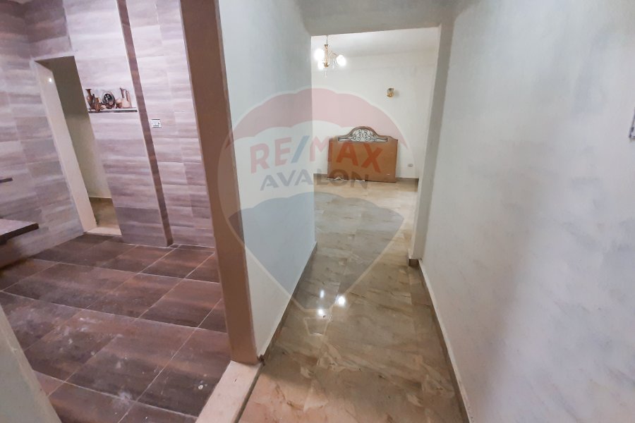 Apartment For Rent 130 m Al Ibrahimiah ( directly on the sea )