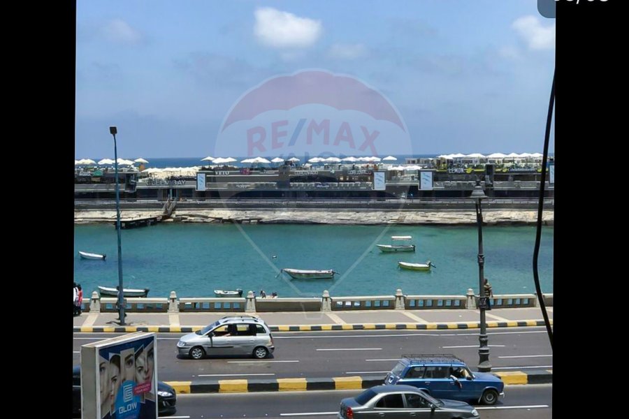 Apartment for sale 140 m Gleem (on the sea)
