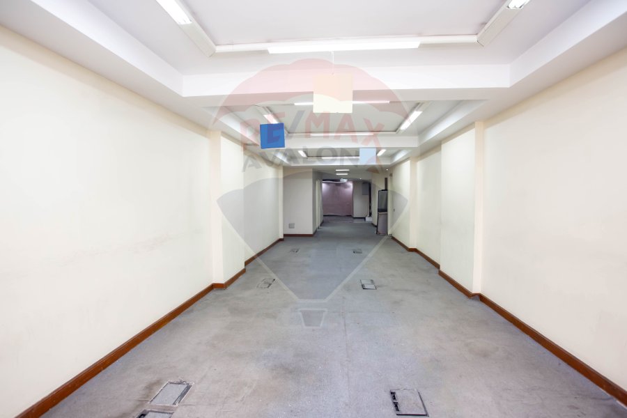 Administrative unit for sale 370 m Smouha (Fawzy Moaaz st.)