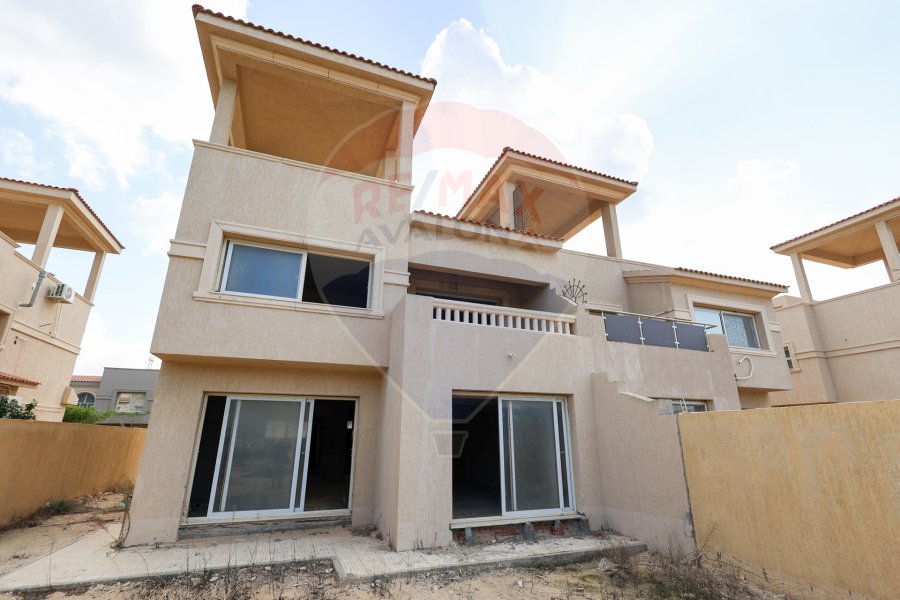 Villa for sale 400 m King Mariout (Alex West compound)