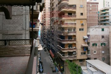 شقة للبيع 110 م المندرة (ش ادريس)