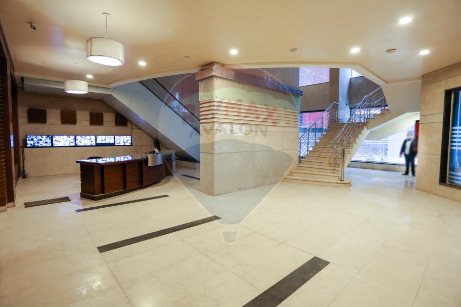 Administrative mezzan for sale 106 m Smouha (Fawzi Moaaz St.-Compound Smouha Heights)