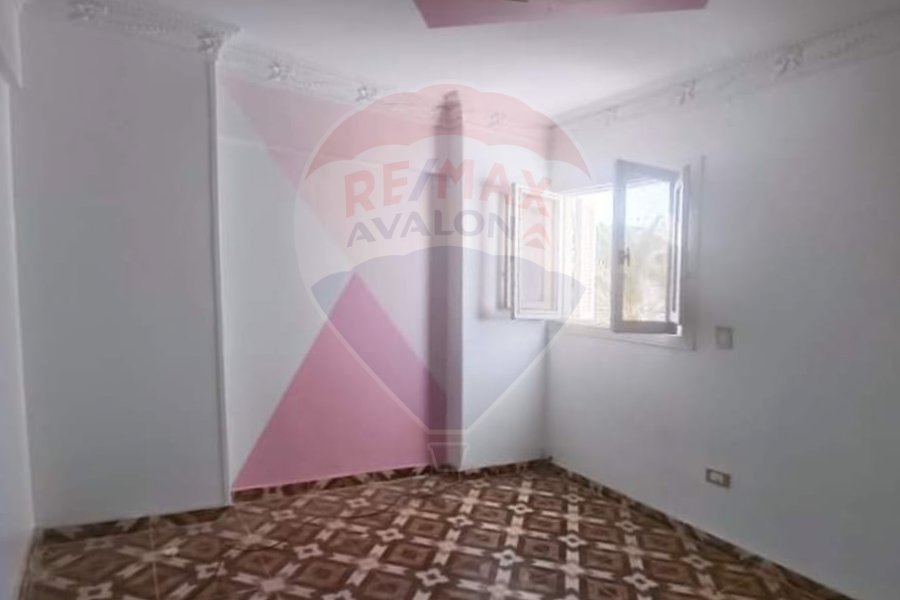 Apartment for sale 90 m Moharam Bek (Madenat El Shabab)