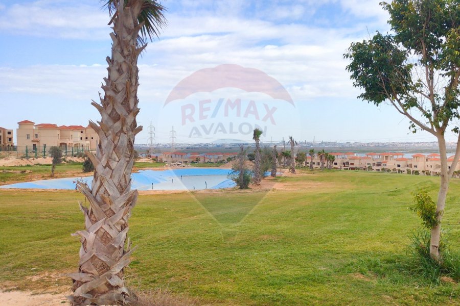 Twin House for sale 350 m King Mariout (Alex West Compound)