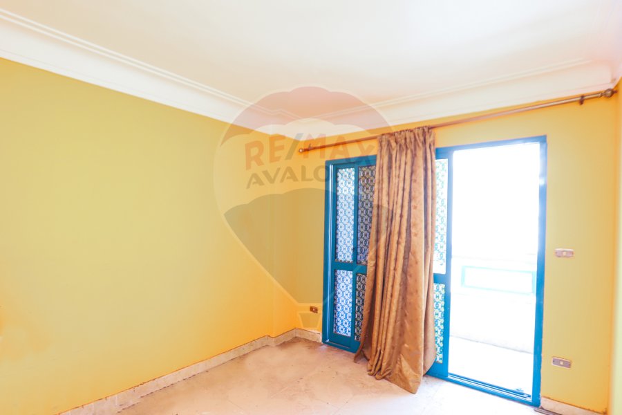 Apartment for sale 212 m Elasafra (Steps from Gamal abd elnaser st)