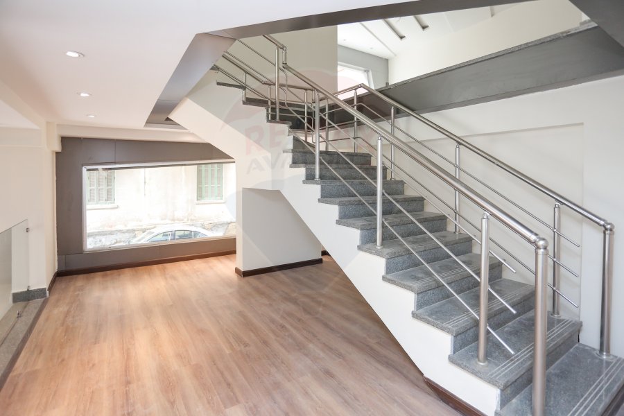 Shop + Mizzan for rent 750 m Sidi Gaber (Abo Qur st)