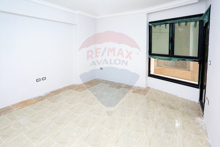 Apartment For Sale 215 m Smouha (East Towers Compound - Ryada St)