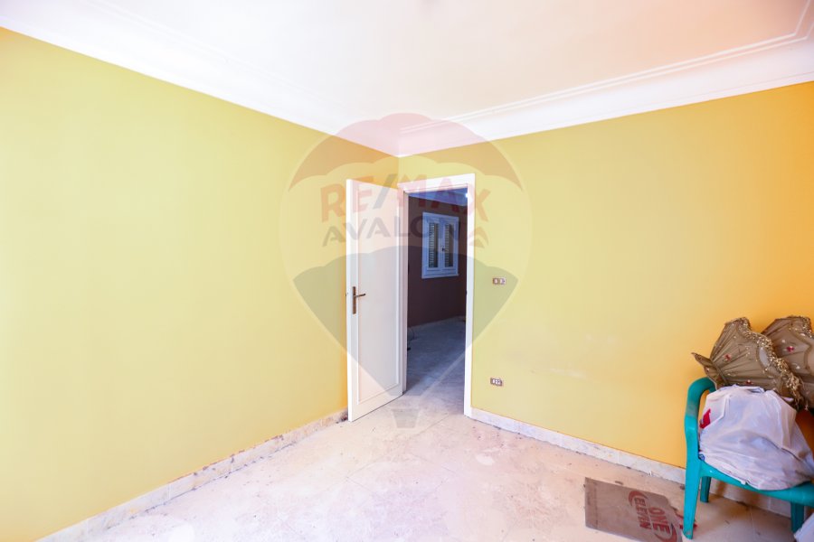 Apartment for sale 212 m Elasafra (Steps from Gamal abd elnaser st)