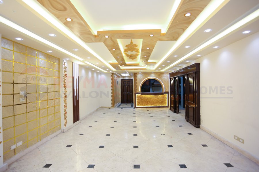 Apartment for sale 200 m Zezinia (directly on the tram - brand building)