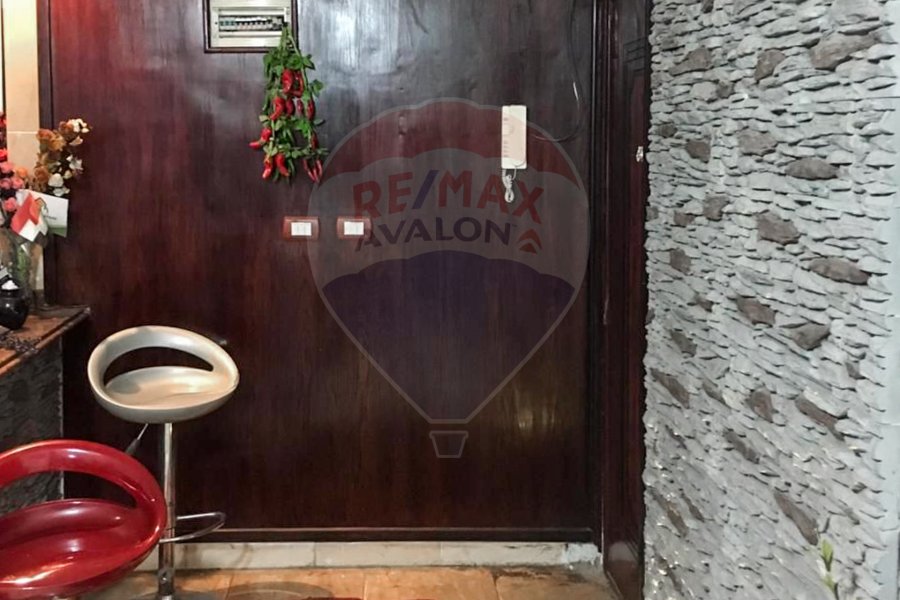 Apartment for sale 155 m Moharam Bek (directly on the tram)