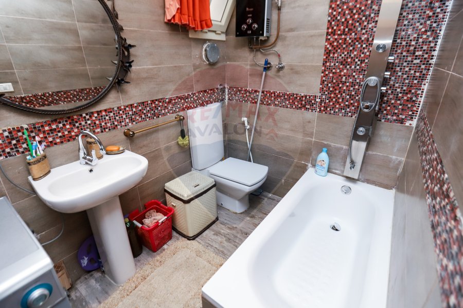 Apartment For Sale 175 m Smouha (Branched From Kamal Eldeen Salah St.)