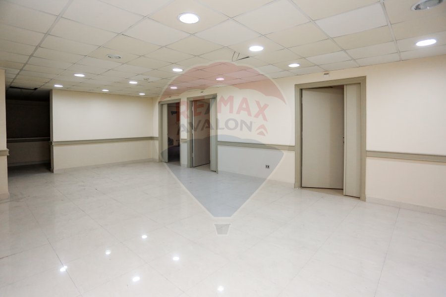 Mezzanine for Rent 825 m Smouha (Fawzy Moaz St.)