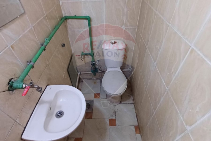 محل للإيجار 40 م كليوباترا (خطوات من البحر وشارع بورسعيد)