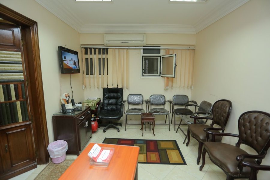 Clinic For Sale 60m Sporting (In front Of Sporting Club)