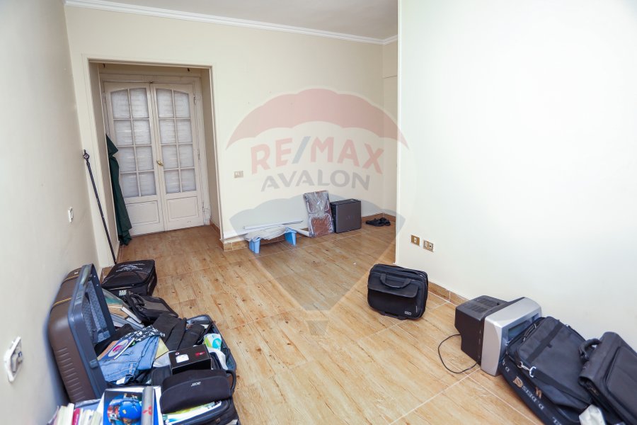 apartment for sale 185 m Camp Ceasar (Ahmed Qamha st)