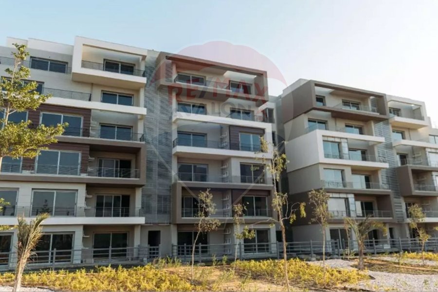 Apartment for sale (Palm Hills - Fifth Settlement) 135 m