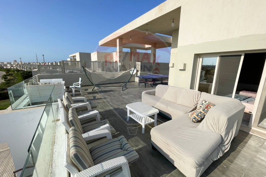 Penthouse for sale (Hacienda Bay) 234 m