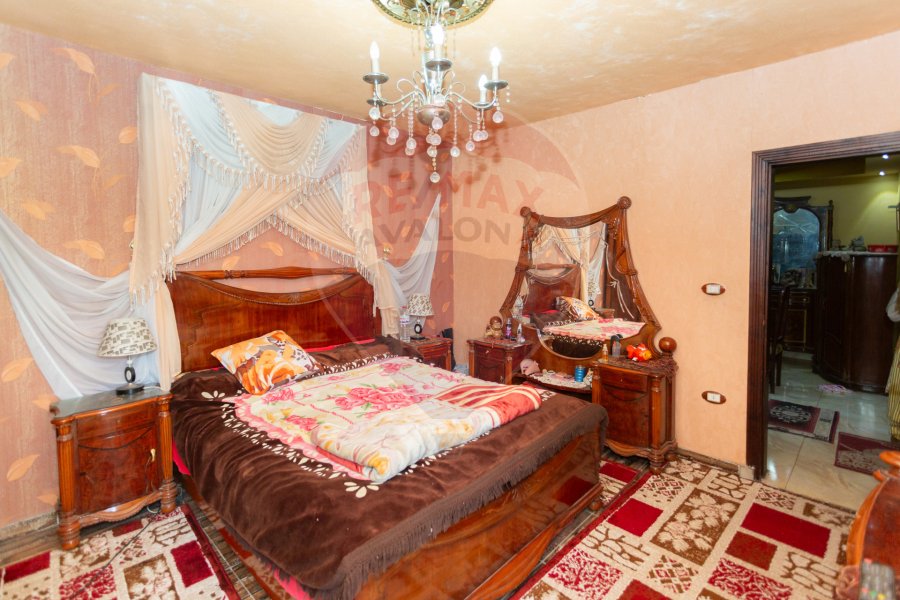 Apartment for sale 170 m Sidi Gaber El-Sheikh (Aziz Fahmy st.)