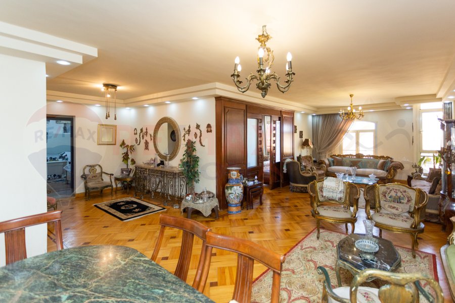 Apartment for sale 210 m Saba Pasha (steps from Abu Qir Street)