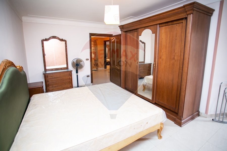 Apartment for sale 220 m Stanly (Branshed from the Sea)