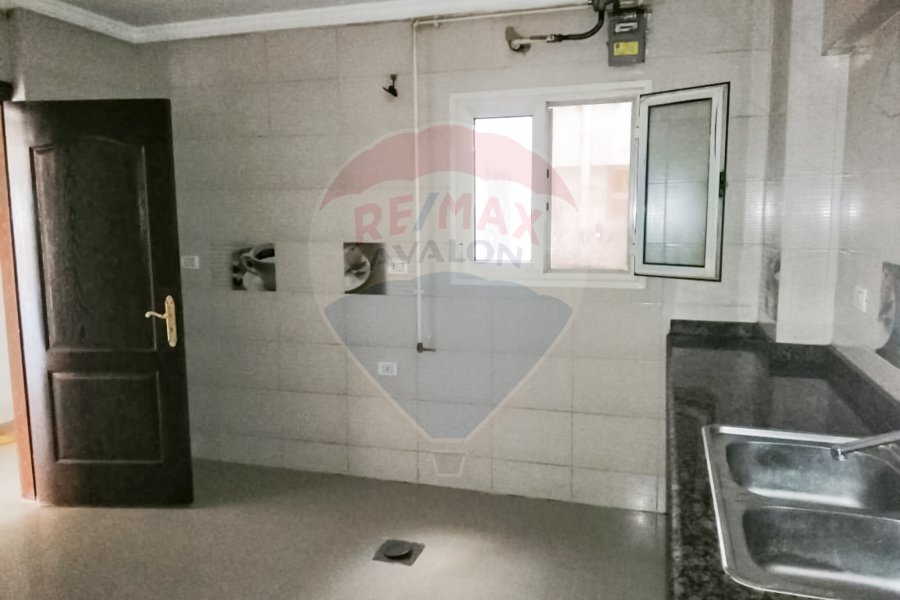 Apartment 270 m for rent Smouha ( Villas District )