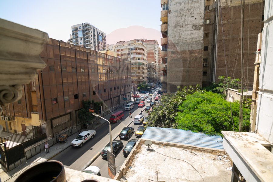 Apartment for rent 185 m Janaklis (Al-Horaya Road)