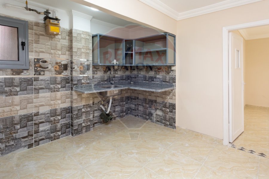 Apartment for sale 85 m Zezinia (Branched from Abu Qer st.)