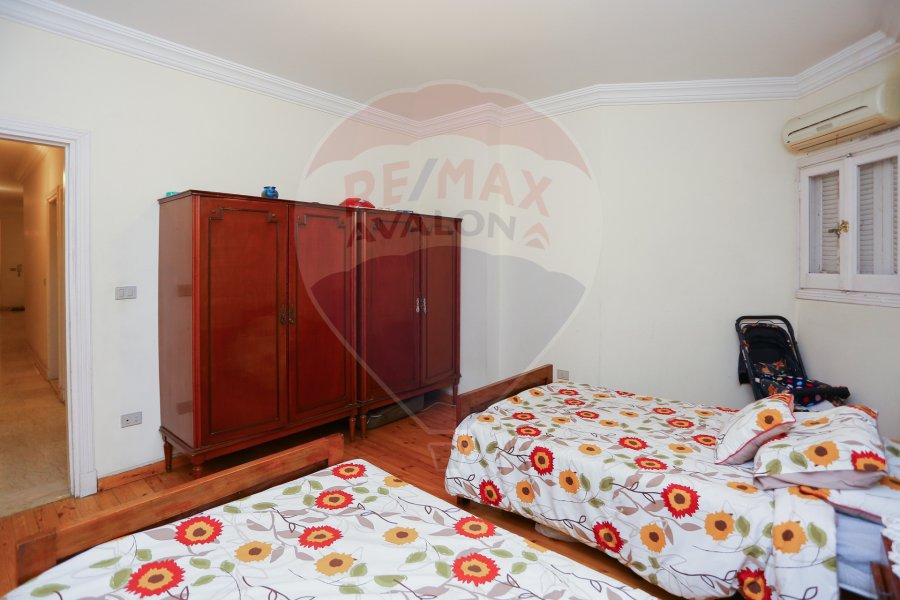 Apartment for sale 275 m Zizinia (Brand Building)