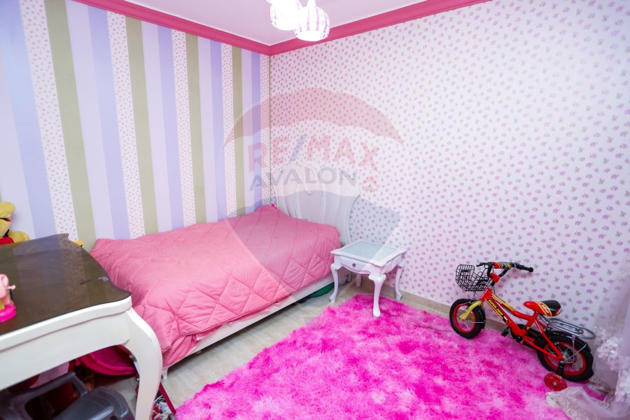 Apartment for Sale 145 m Kafr Abdo (Sakina Bnt El Hussien St)