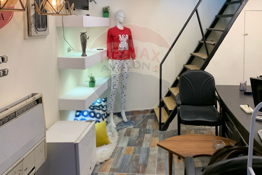Shop 11 m + up-floor 11 m for sale 25 m Smouha (Victor Emanuele st.)
