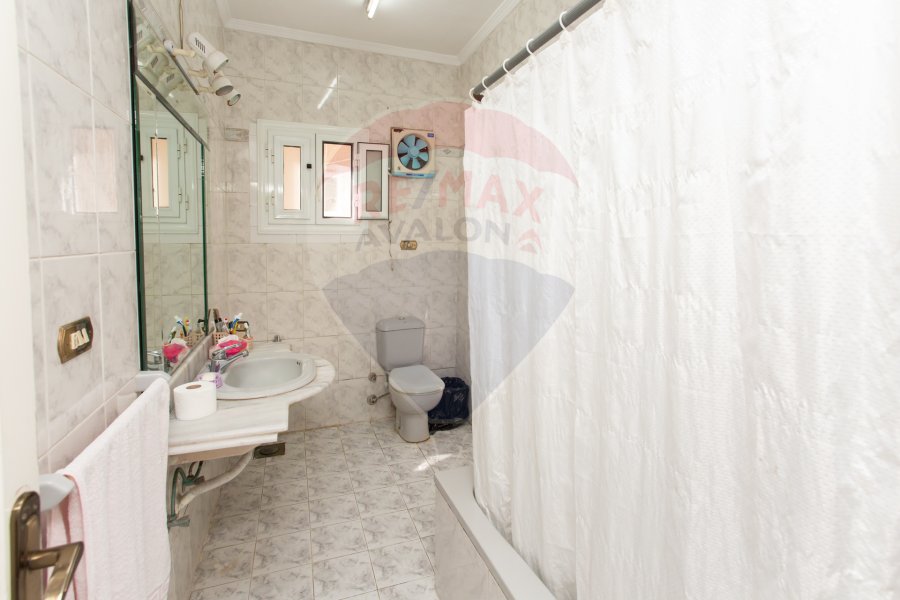 Furnished apartment for rent 220 m Smouha (sidi gaber towers)