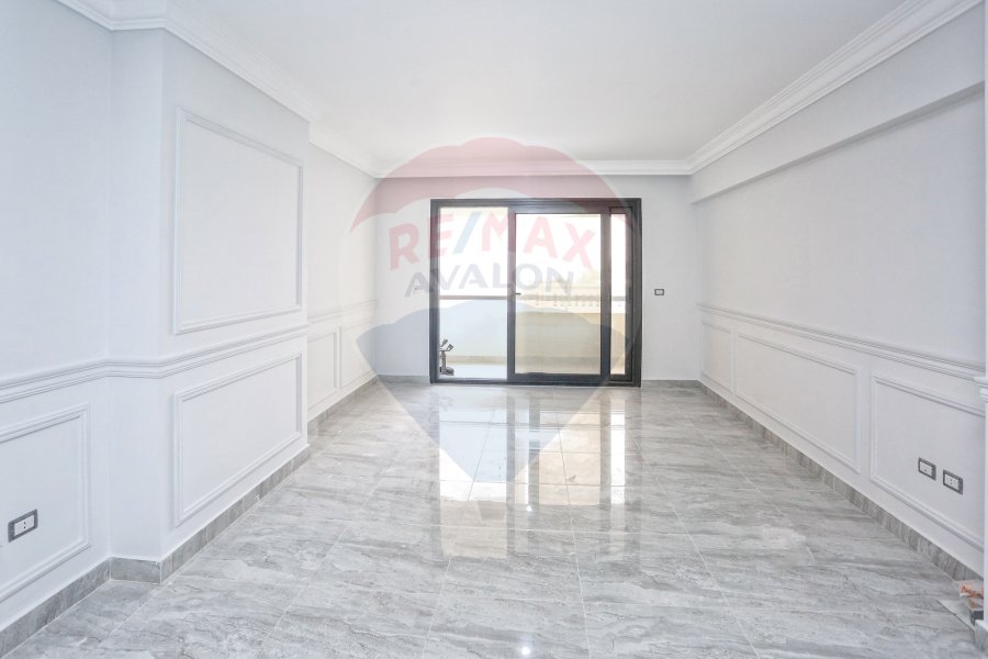Apartment for Sale 182 m Smouha (East Tower Compound - Ryada school st)