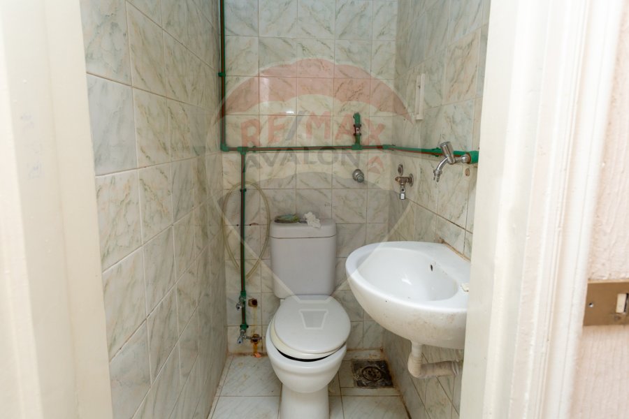 commercial mizzan for sale 200 m Roushdy (Sorya st)