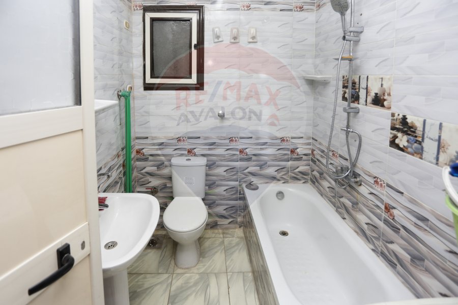 Apartment for sale 130 m El-Mandara (Sidi Kamal St)