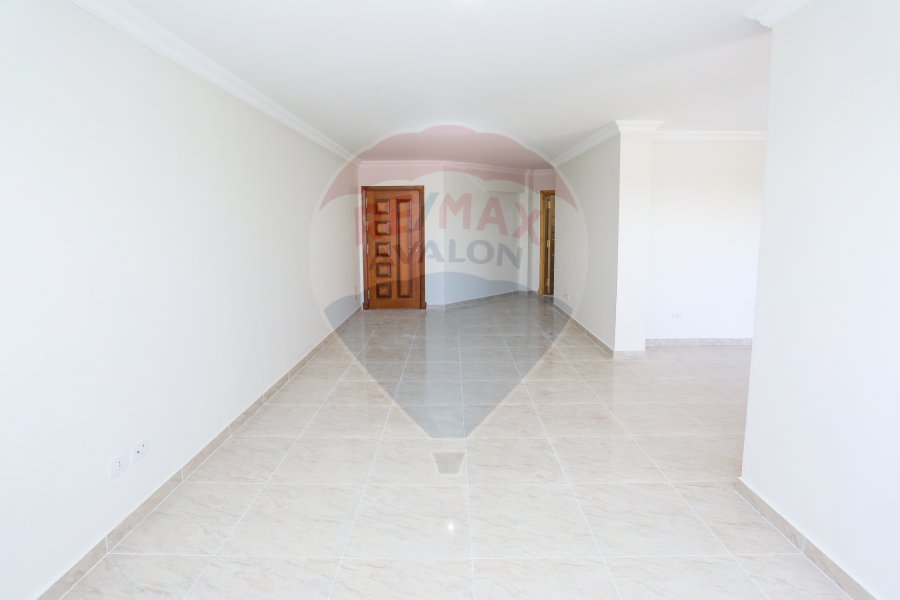 Apartment For rent 205 m Smouha (Twentieth Main st. Green Towers)
