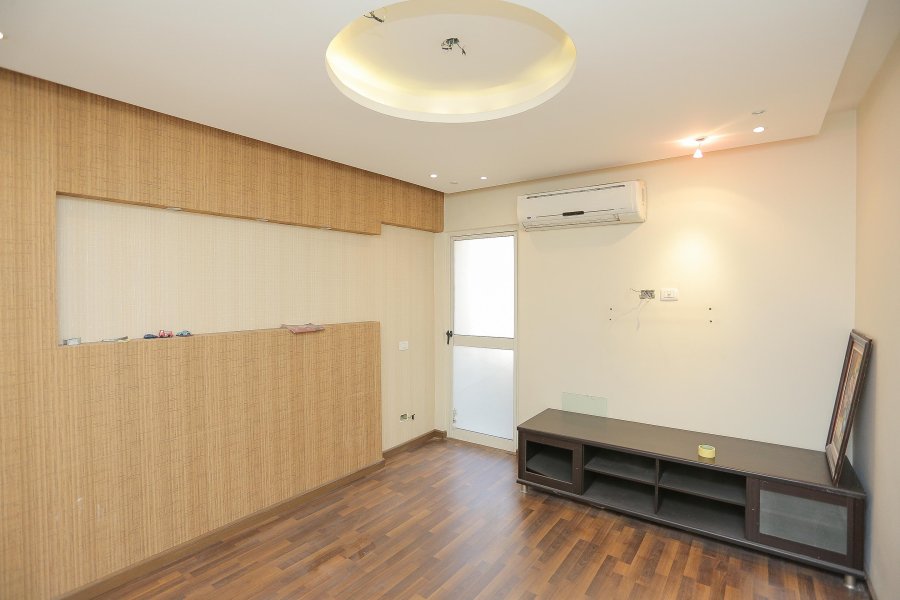 Apartment for sale 135 m Al Saraya (steps from the sea)-